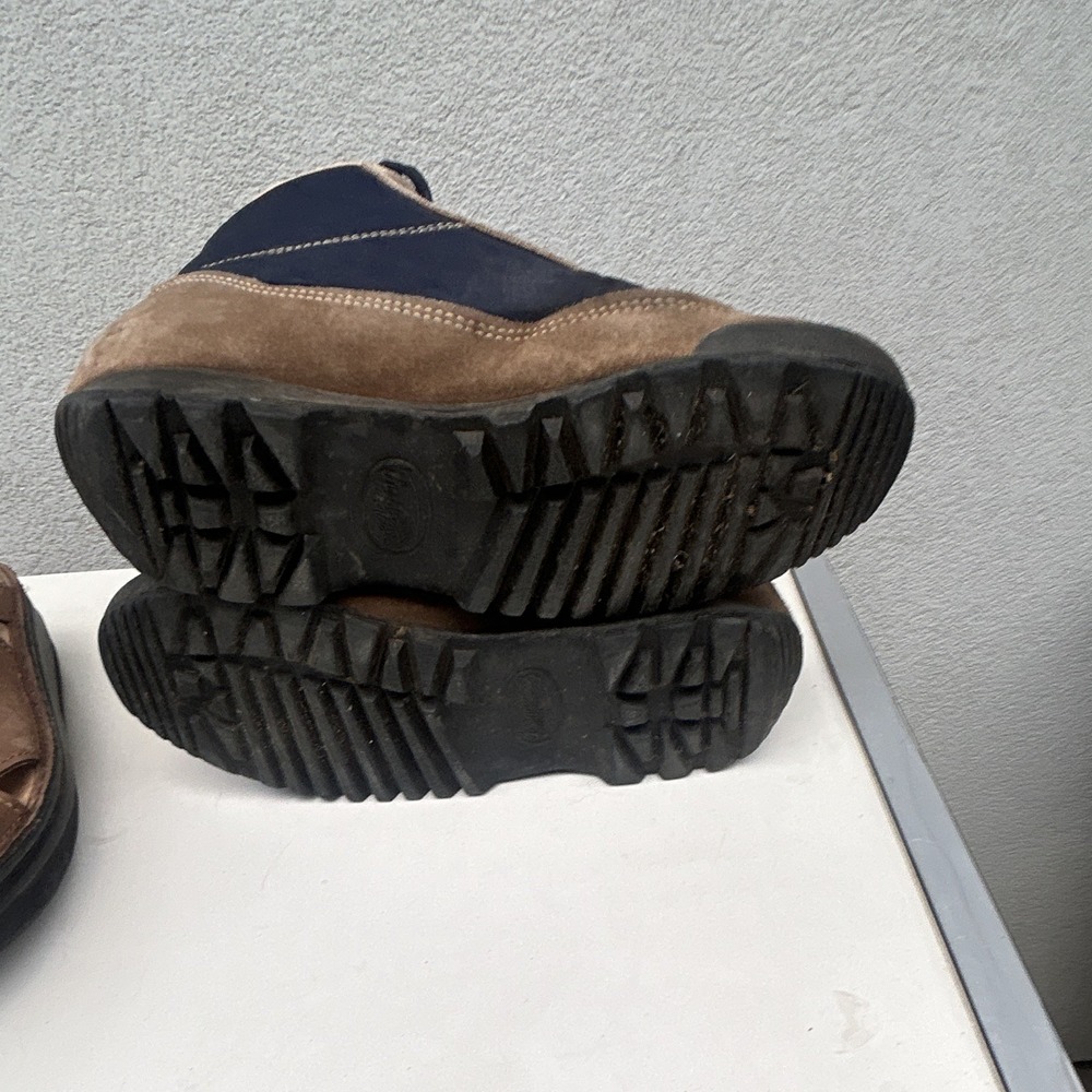 vintage Vasque Skywalk Gore-Tex hiking boots tan suede and navy blue 7.5 - Picture 6 of 9